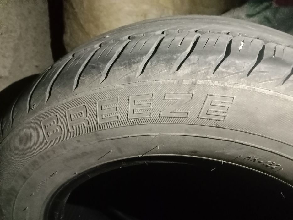 Продам комплект летних Шин . Р 15