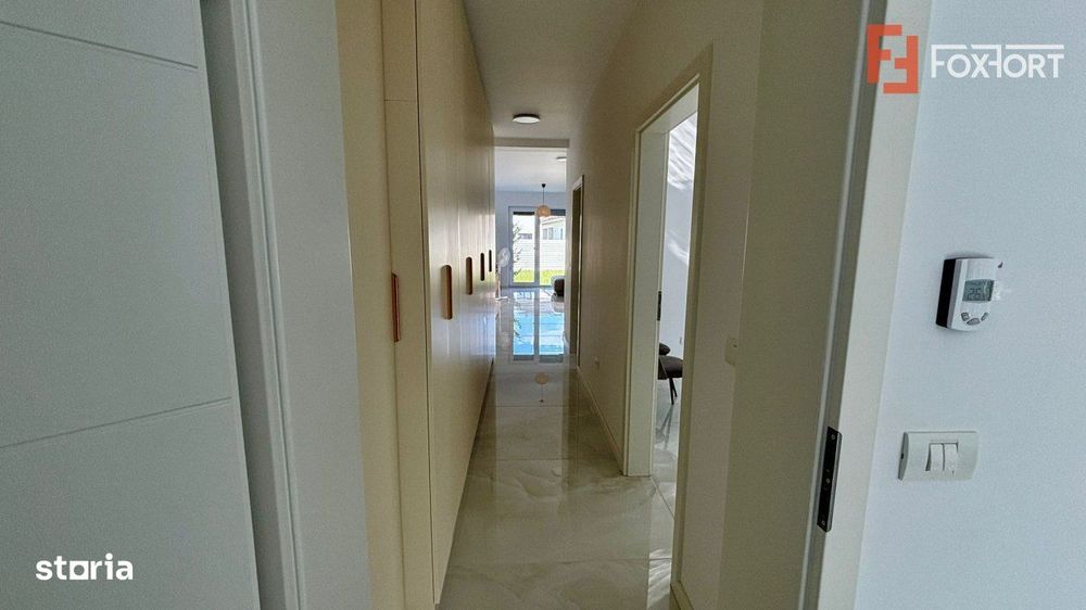 Duplex de vanzare cu 3 camere si 2 bai, zona Giarmata Vii