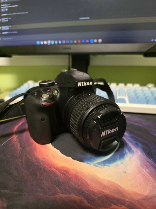Фотоапарат Nikon D3300 + 2 NIKKOR VR Обектива + 2 Батерии + Чанта