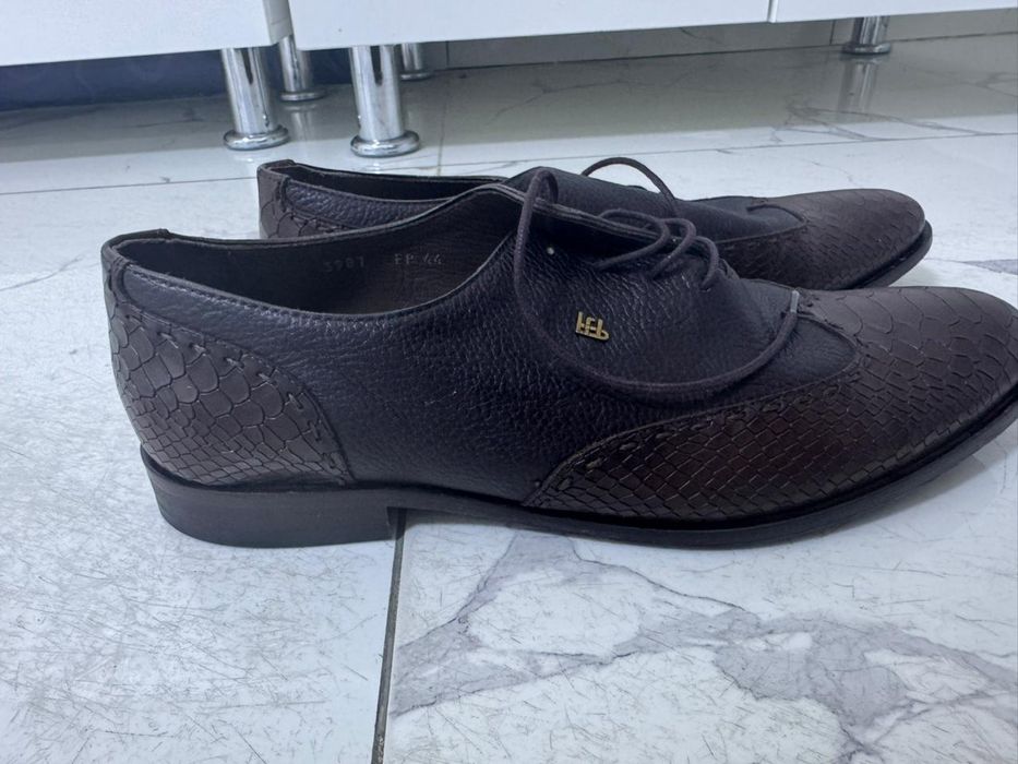 Мужской туфли сатылады