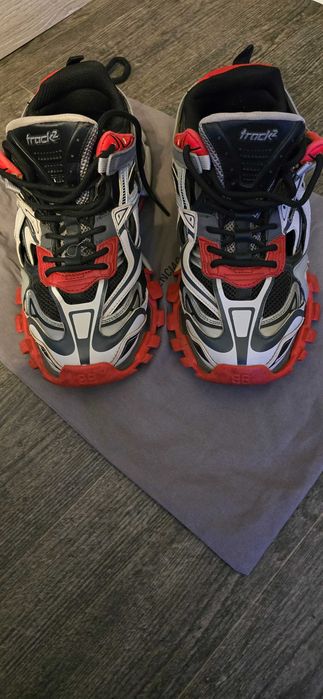 Balenciaga Track 2  barbati
