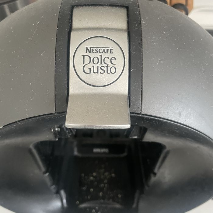 Продаю кофе машинку ( капсульный) пишите вацап