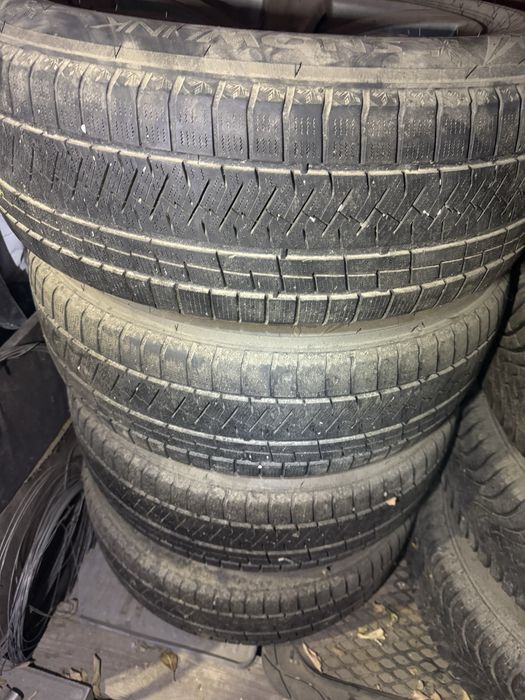 Комплект зимних шин