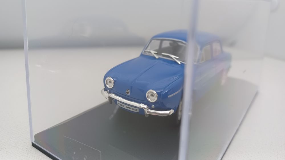 Macheta Renault Dauphine 1:43