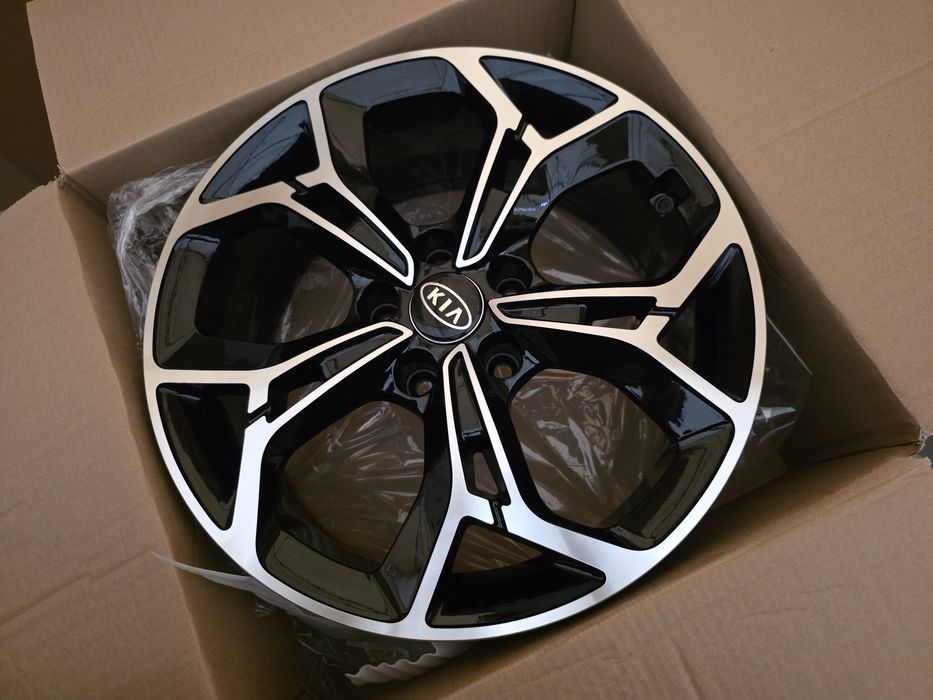 Jante de aliaj pentru Kia pe 17 marca silver line model  Overton