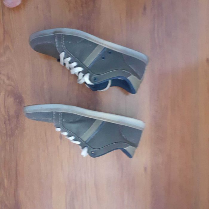 Оригинани кецове Вега