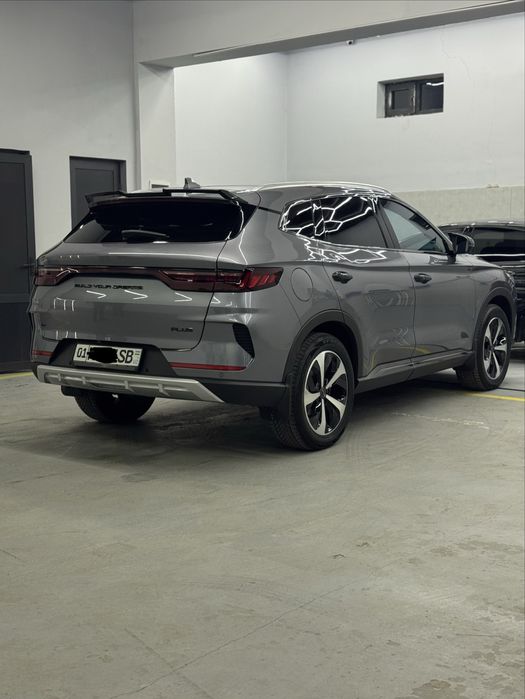 Byd song plus flagship