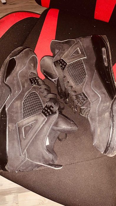 Jordan 4 retro Black Cat