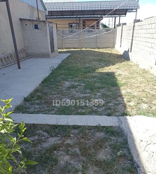 Продам  дом в городе с участком 10 соток