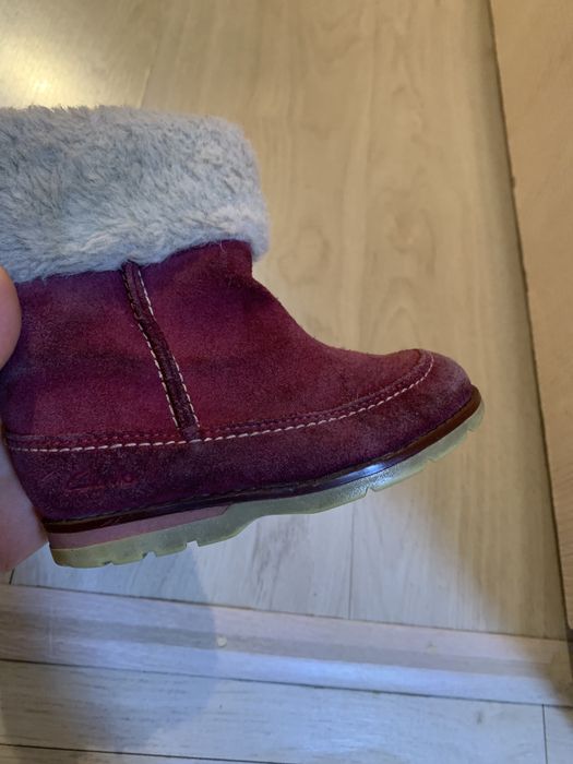 Ботинки Clarks 22,5 размер зима 5000 тг