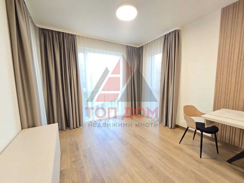 Дава се под наем Двустаен апартамент в к.к. Св.Св. Константин и Елена - 65 кв.м за 800 € - Снимка #3