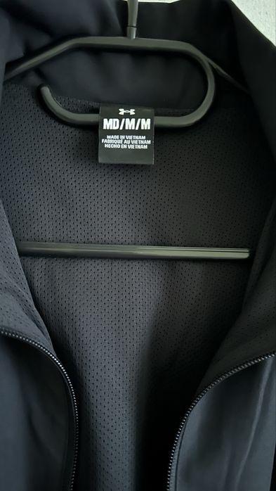 Дамско яке Under armour Unstoppable M
