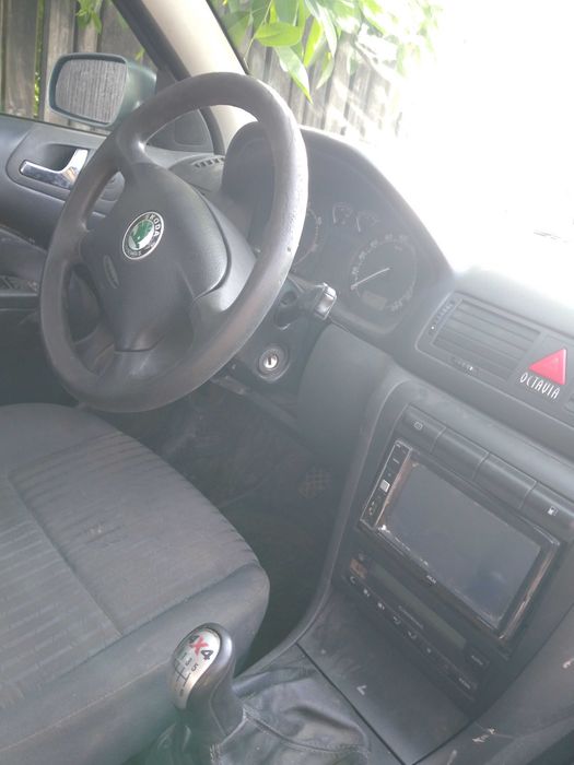 Masina skoda octavia