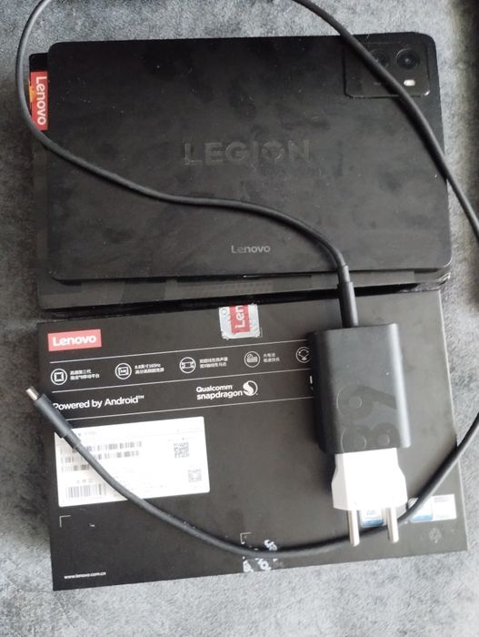 Геймърски Таблет Lenovo Legion Y700 Gen 3