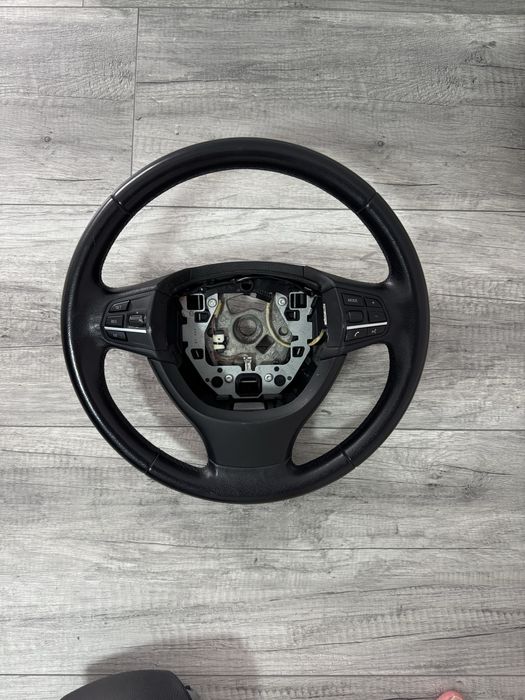 volan bmw f10 f11 complet!