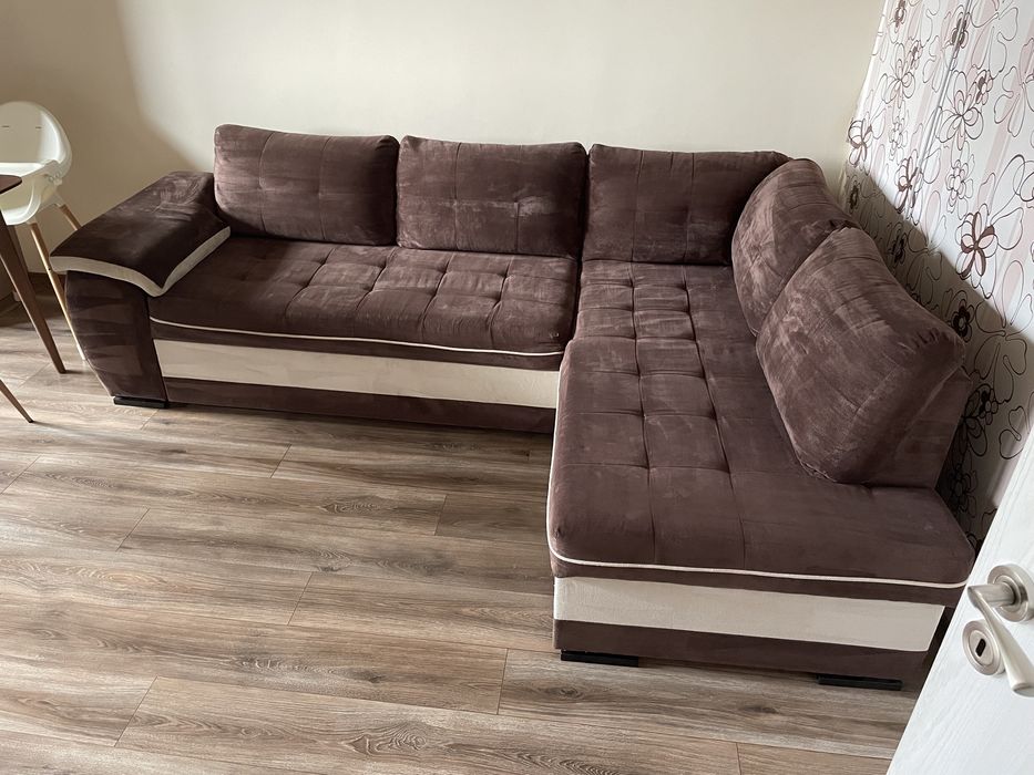 Ъглов Разтегателен Диван