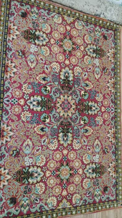 Продам ковер 1,2×2