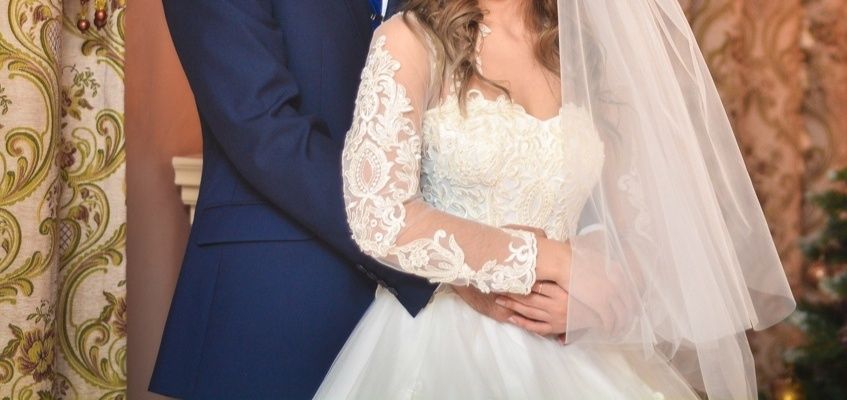 Продам свадебное платье , размер 38-42