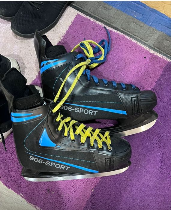 Продам продам коньки