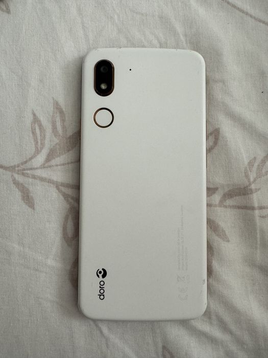 Telefon batrani doro 8080