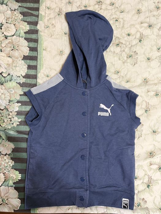 Новая жилетка Puma оригинал на 8-10 лет