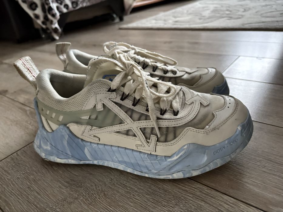 Vand off white odsy