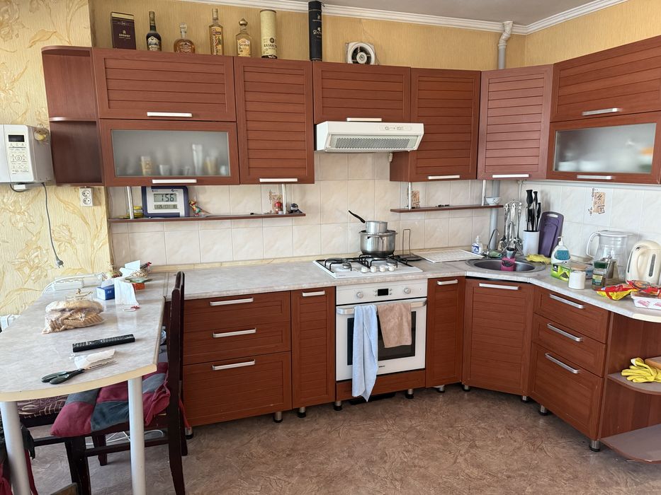 Продам кухонный гарнитур