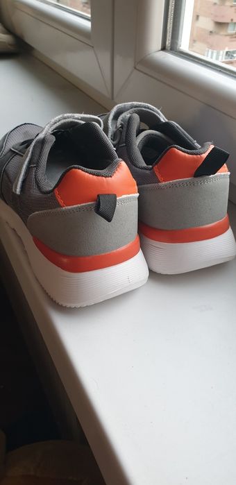 Adidasi sport Rezerved baieti marimea 37