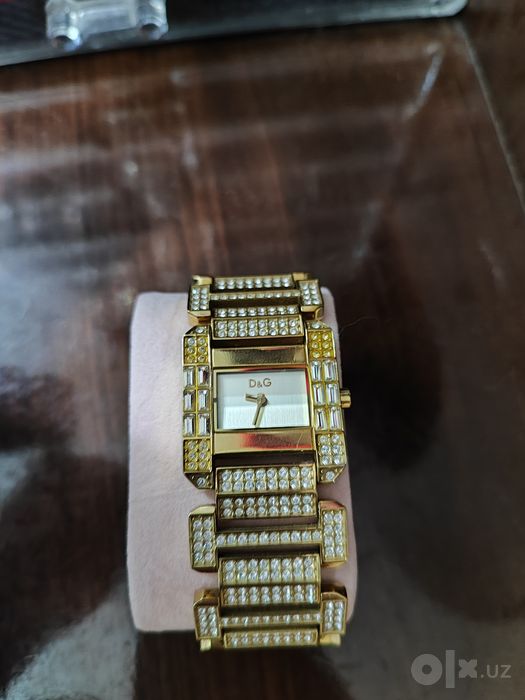 Часы D&G кварцевые