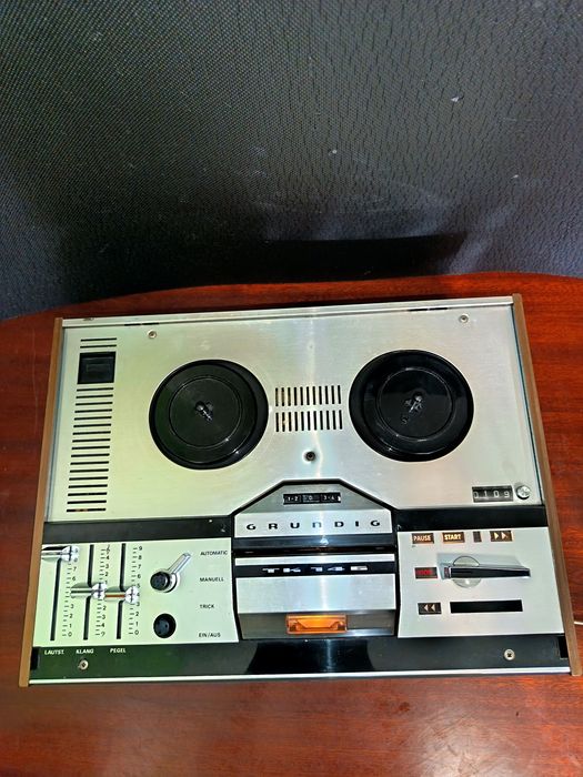 Magnetofon GRUNDIG TK 146