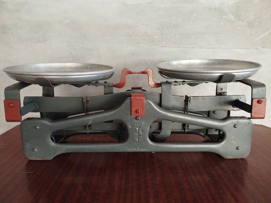 Паллали тарози сотилади