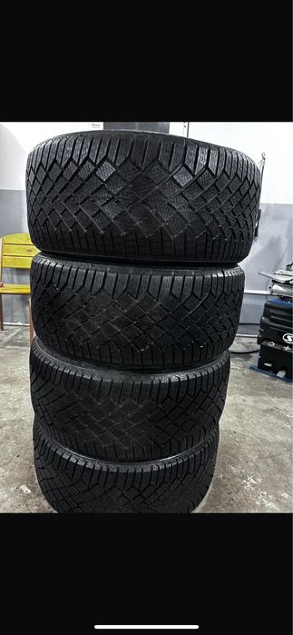 Резина, шина 255/40/R20