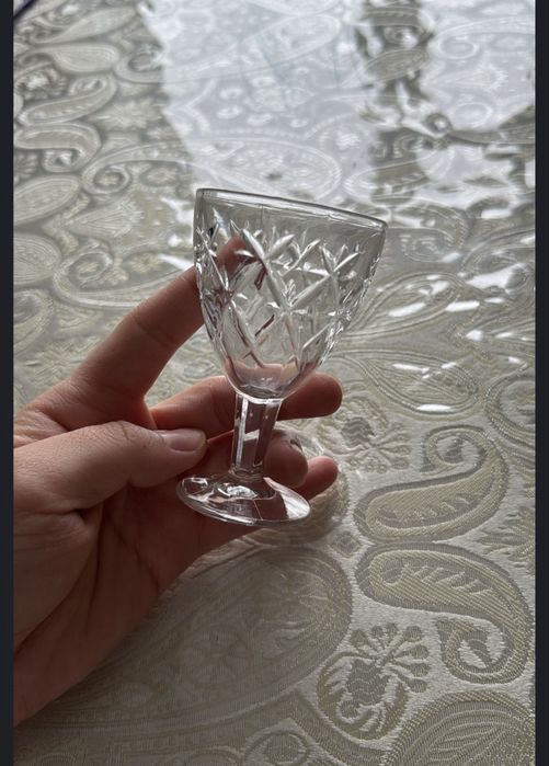 Рюмки на ножках хрустальные