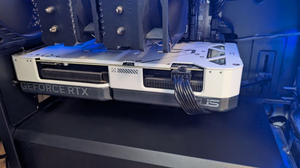 Видеокарта RTX 4070
