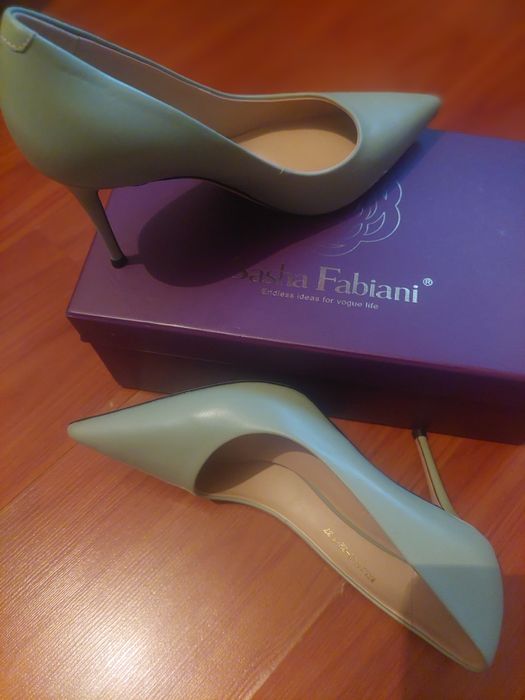 Новые туфли продам