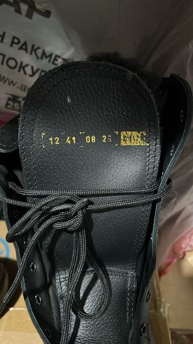 Продам спец обувь 41 размер