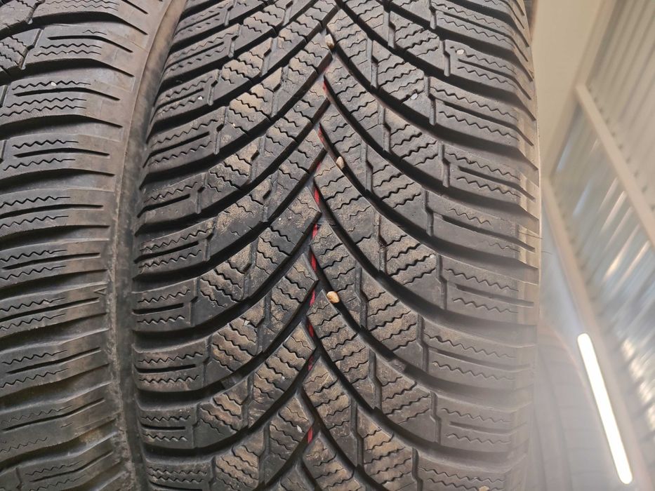 2бр.зимни гуми 205/60/16 Firestone