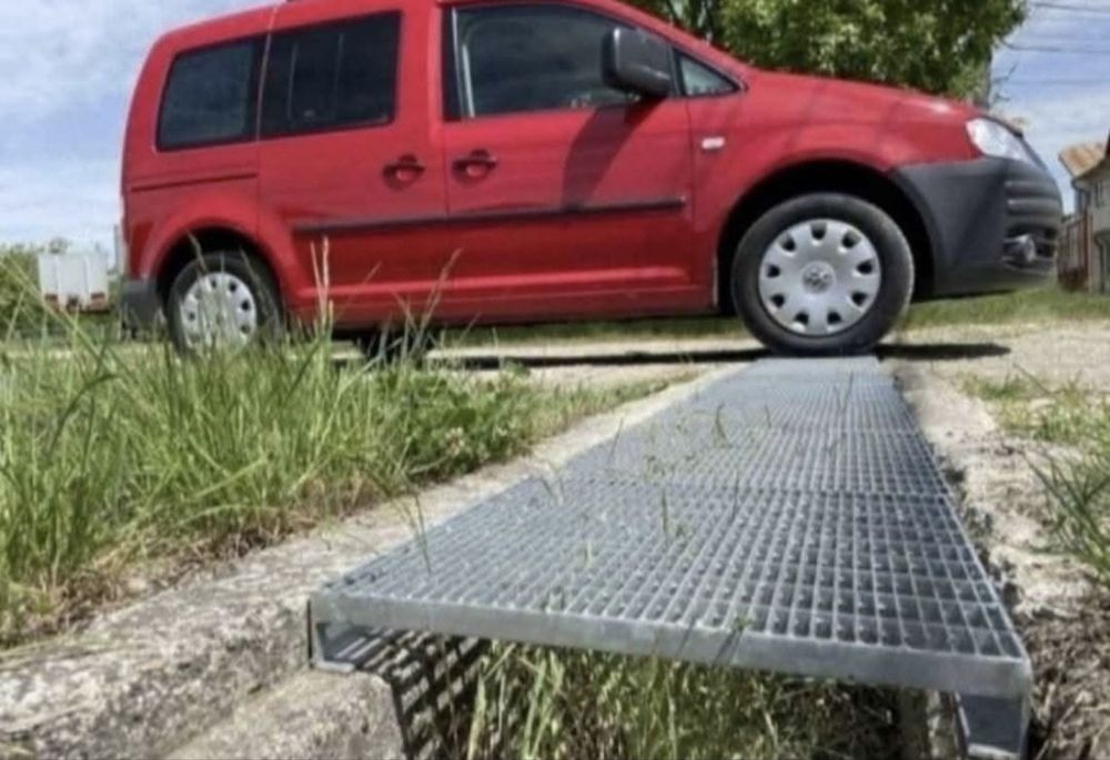 Trepte si gratare zincate super pret