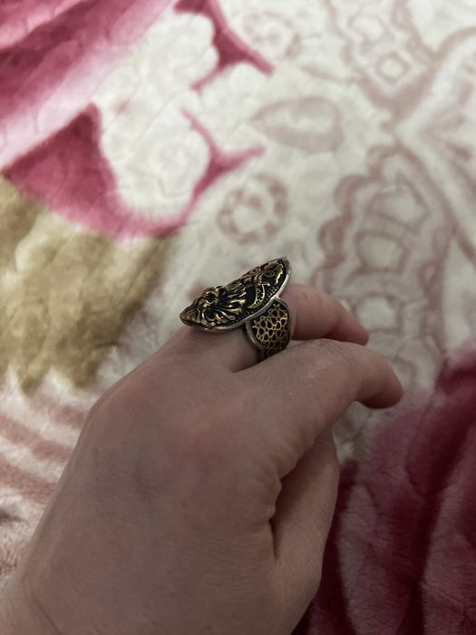 Продаю мужской кольцо серебро