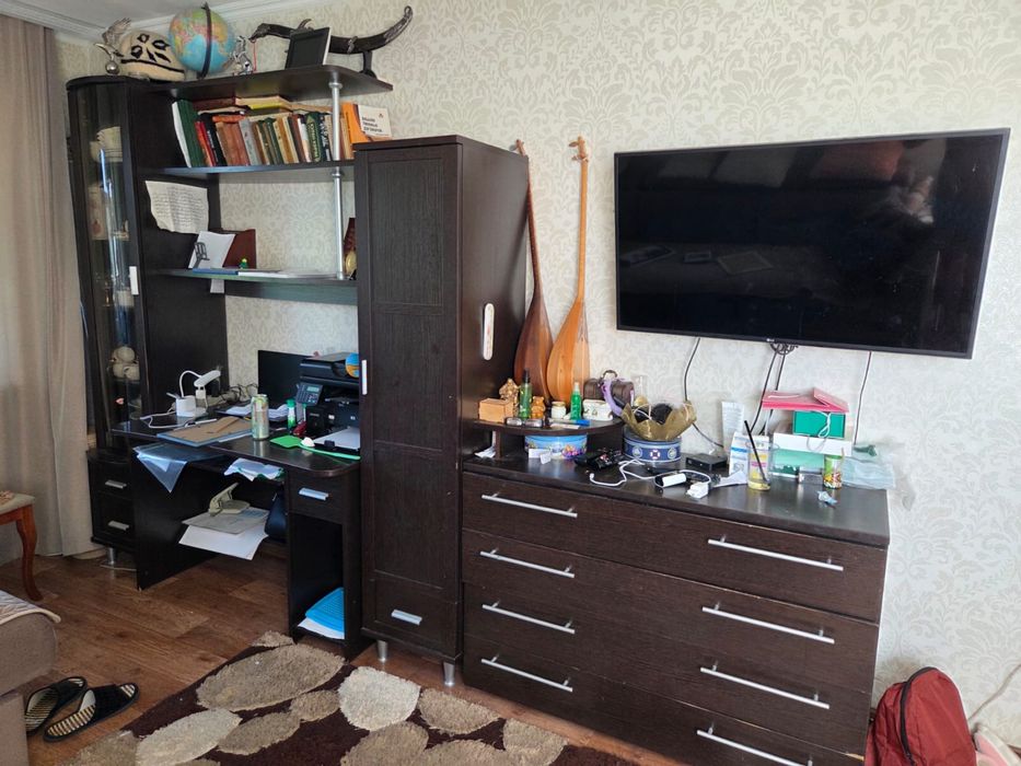 Продам гарнитур в зал