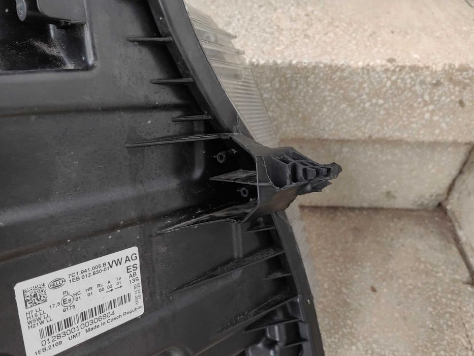 Фар VW Crafter ляв / Фар Крафтър /Фар MAN Оригинален