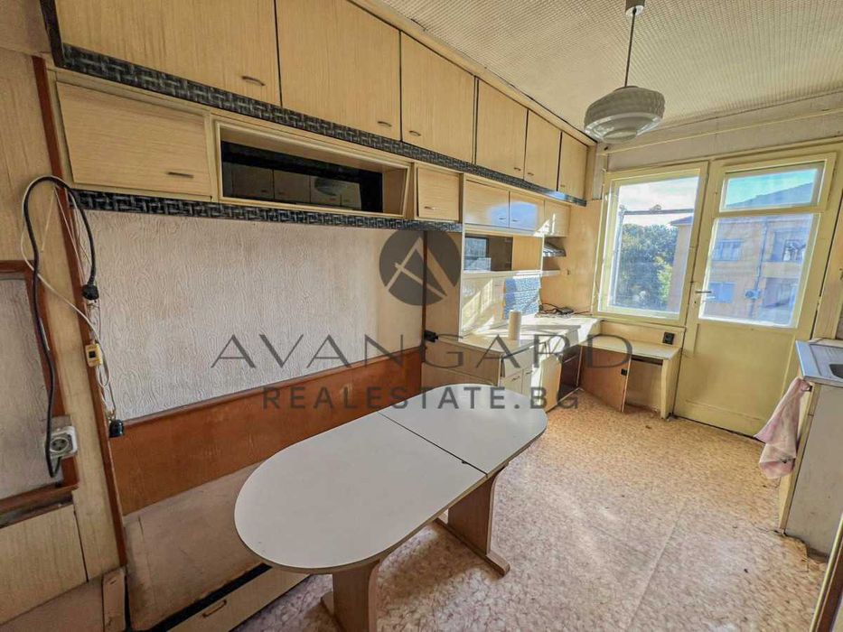 Продава се Двустаен апартамент в Пловдив, Кючук Париж - 64 кв.м за 1297 €/кв.м - Снимка #2