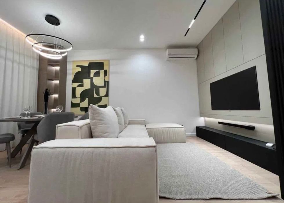 Ойбек, Миробод Авеню и впечатлительная квартира в новастройке