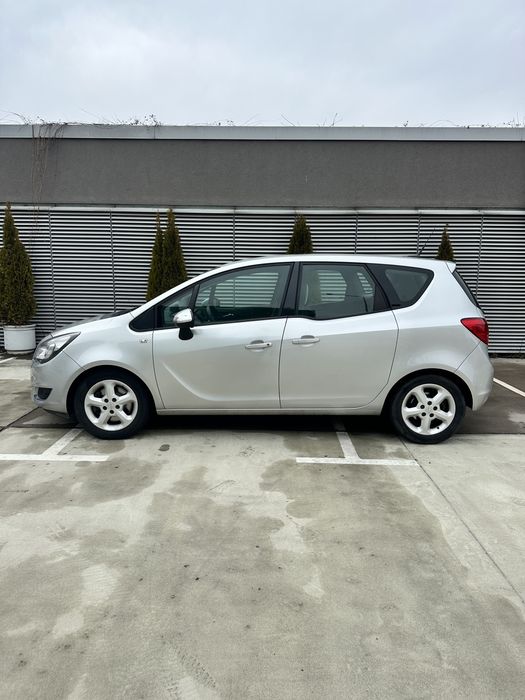 Opel Meriva B - 2014г