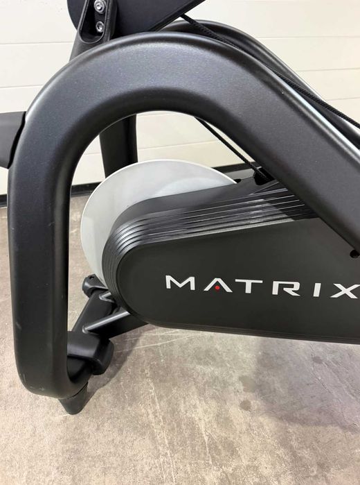 Професионални уреди Technogym Skillmill Connect & Matrix RXP Rower