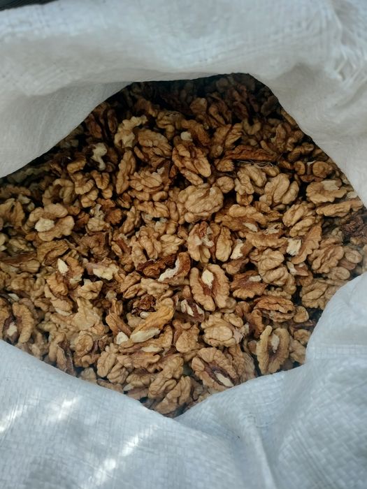 Sâmbure de nucă de vânzare