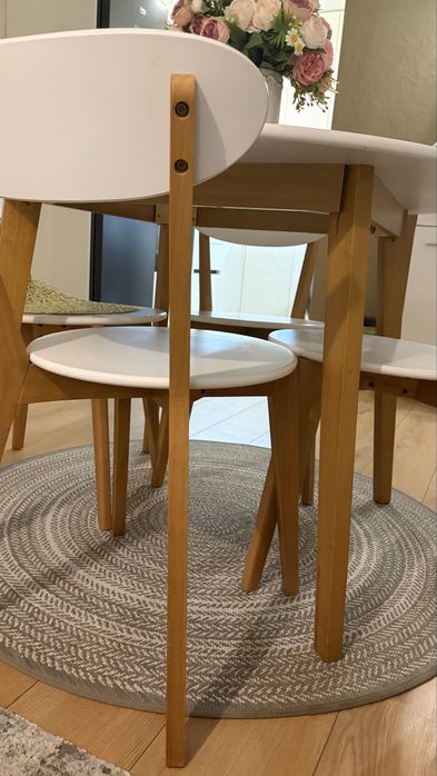 Кухненска маса JEGIND Ø105 бяло и  4 стола Кухненски стол JEGIND бял