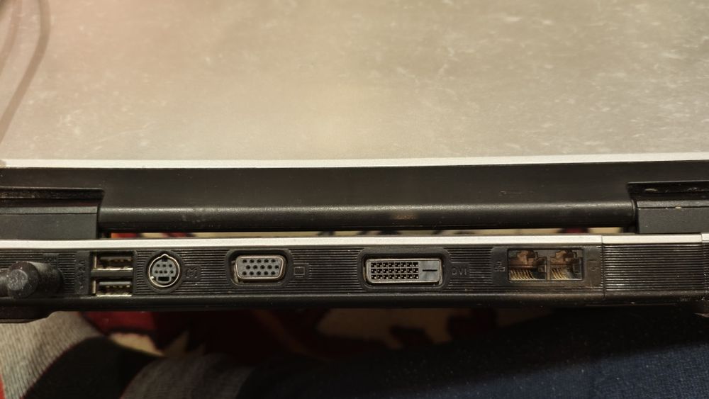 Ноутбук ASUS A8SR