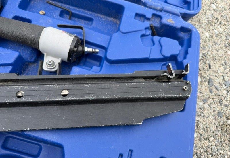 Pistol de cuie cu aer comprimat BASSO A22/90-C2