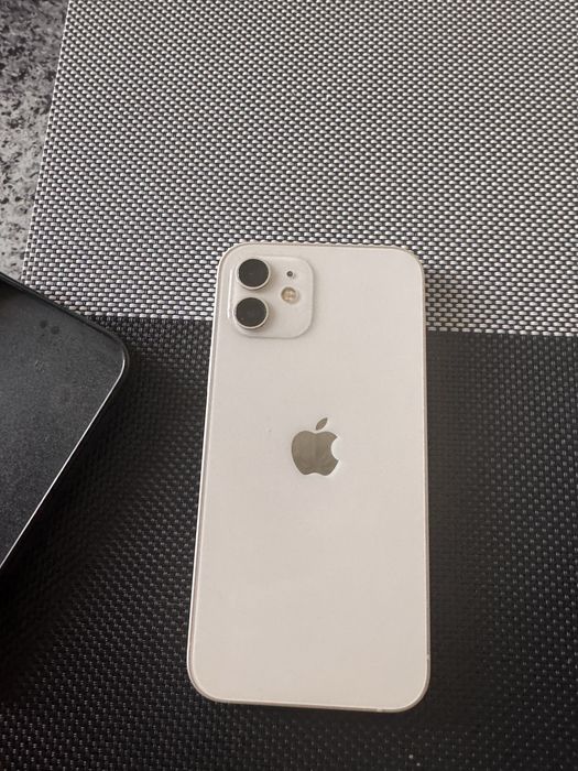 iphone 12 с документами